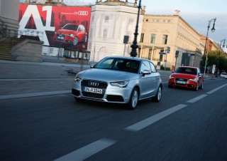 Der Audi A1 nimmt Fahrt auf und brachte zusaetzliches Wachstum./Die AUDI AG hat  in den ersten sechs Monaten mehr als 652.950 Autos weltweit an Kunden uebergeben, 17,7 Prozent mehr als im Vergleichszeitraum 2010.