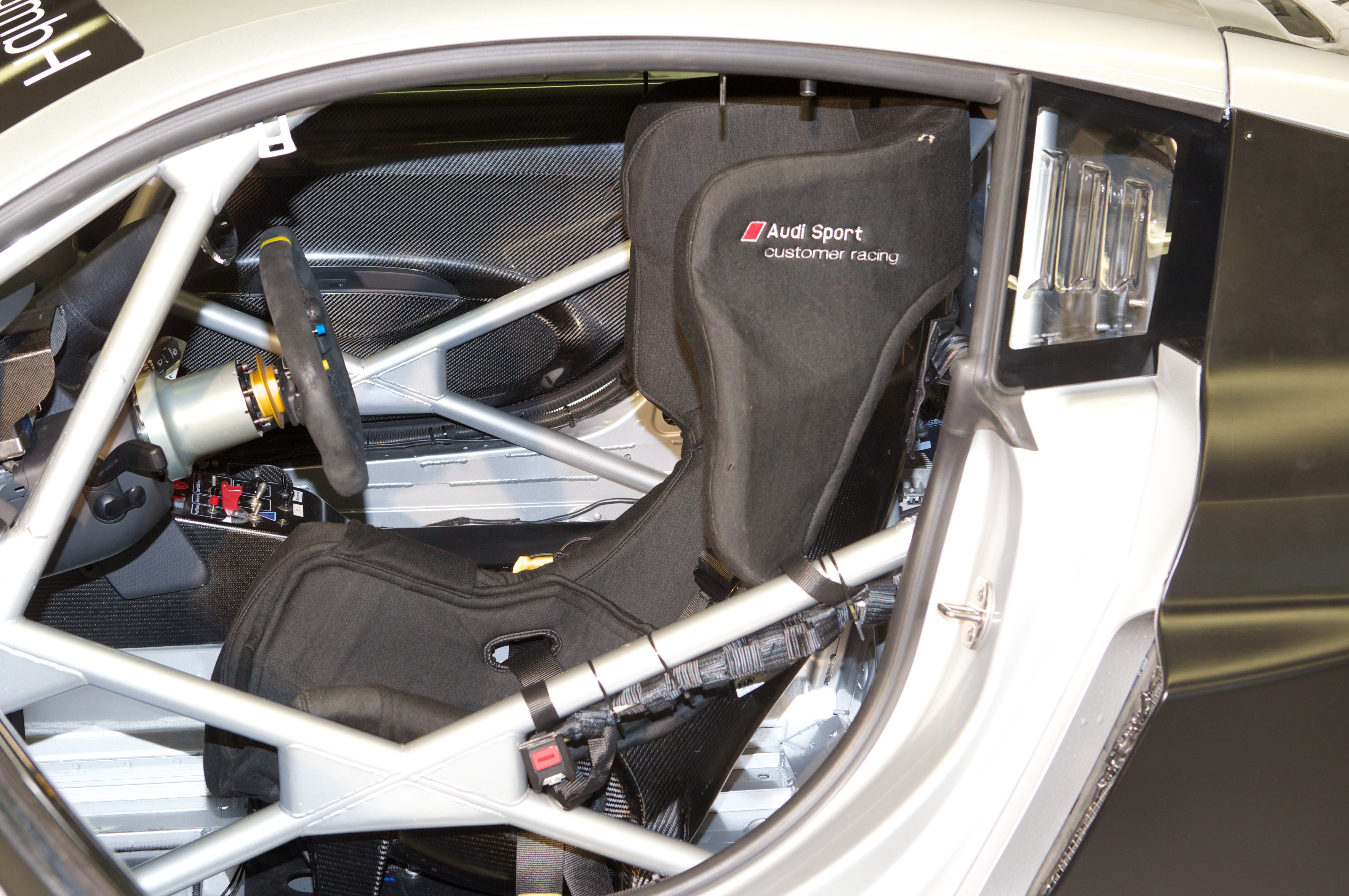 Audi R8 LMS interior