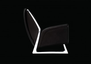 Walter de Silva y Audi diseñan un sillón en colaboración con Poltrona Frau