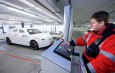 Audi-Werk bewegt Autos per Roboter
