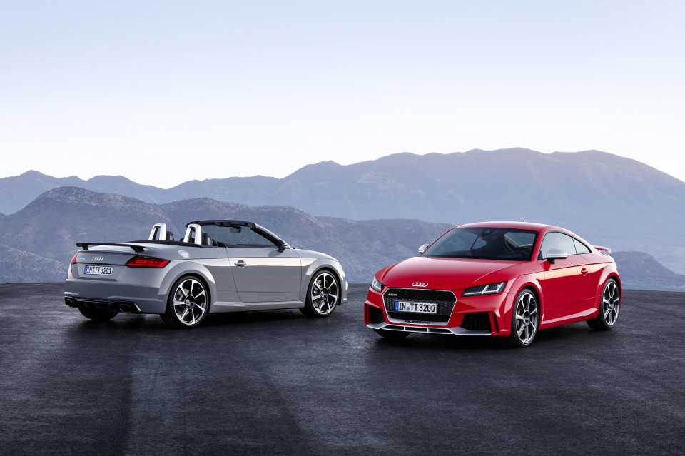 Audi-TT-RS-Coupe-y-TT-RS-Roadster-960x63