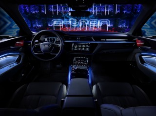 The e-tron as starting signal: Audi launches e-offensive