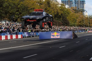 Carlos Sainz y Audi conquistan las calles de Madrid