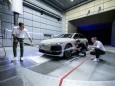 Teamwork: Meticulous detail work on the aerodynamics of the Audi