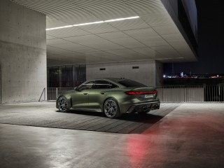 Audi RS 5 Sedan