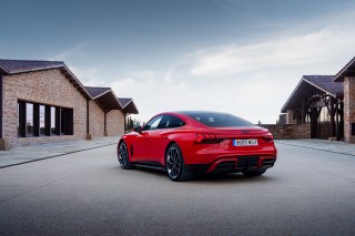 Audi RS e-tron GT_11