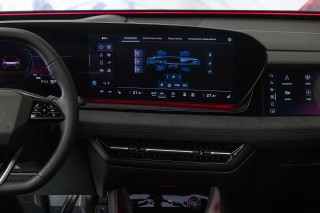 Audi Q6 e-tron quattro_28