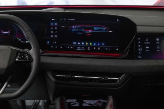 Audi Q6 e-tron quattro_32