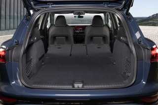 Audi Q6 e-tron quattro_51