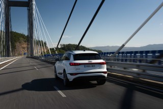 Audi SQ6 e-tron quattro_36