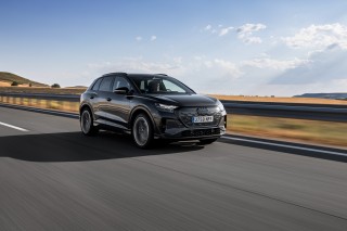 Audi Q4 SUV e-tron_1
