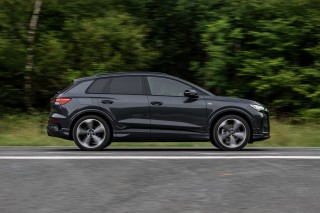Audi Q4 SUV e-tron_27