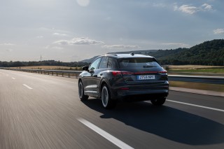 Audi Q4 SUV e-tron_5