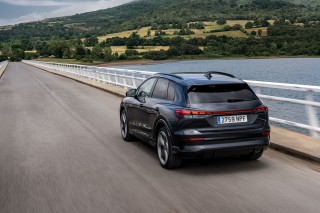 Audi Q4 SUV e-tron_8