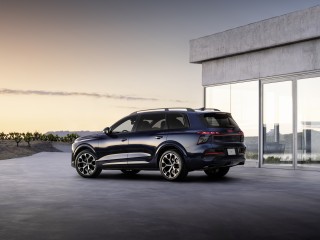 Audi Q9 SUV