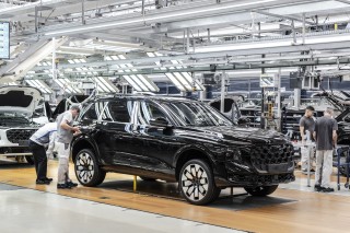 Production of the Audi Q9 at the Bratislava site